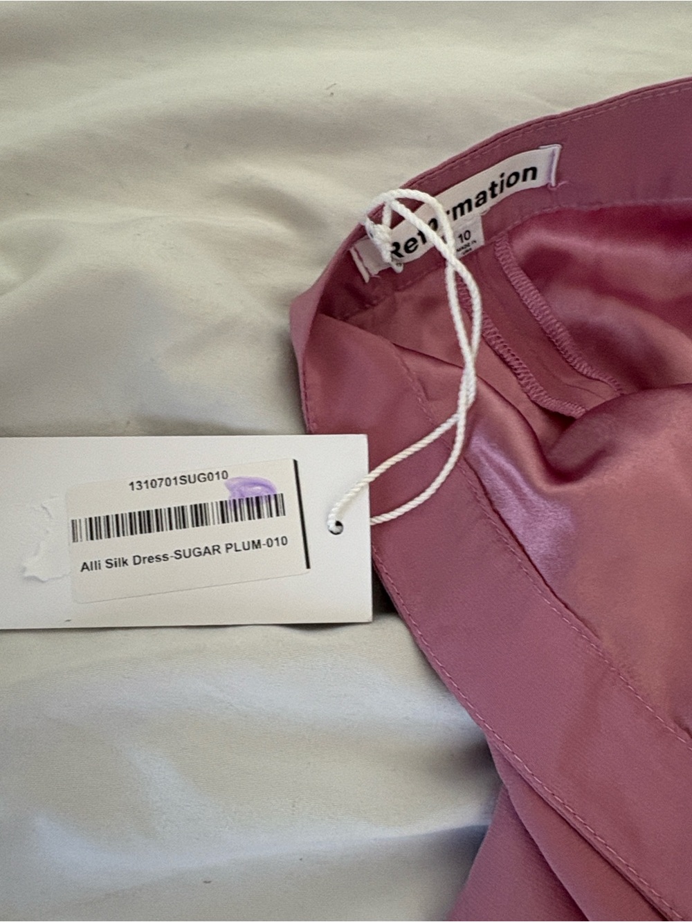 Reformation Alli Silk Dress

108 - Picture 4 of 5